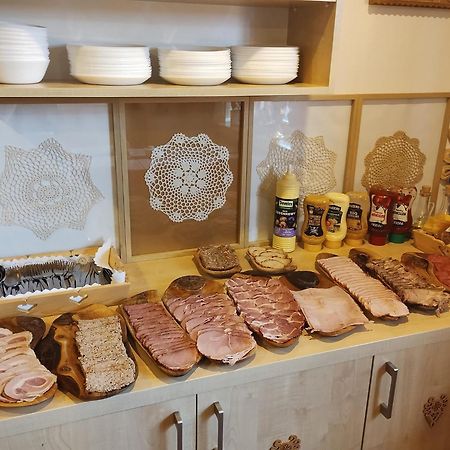 "U Skowronkow" Bed & Breakfast Bukowina Tatrzańska Eksteriør bilde